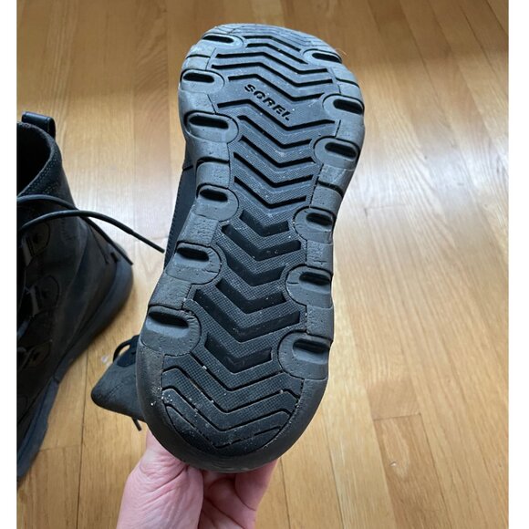Men's Sorel Explorer Boot - Worn once! - Picture 4 of 5